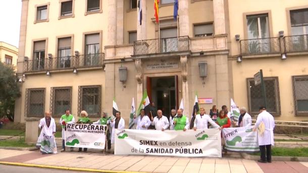 Avances en la negociación entre el Ministerio de Sanidad y los sindicatos médicos