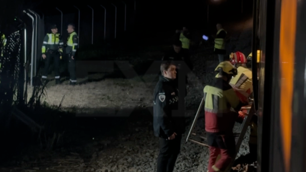 Un hombre ha fallecido tras ser arrollado el vehículo en el que viajaba por el tren Alvia