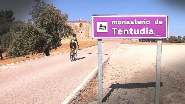 Monasterio de Tentudía acogerá la meta de la etapa 17 de La Vuelta ciclista a España 2022