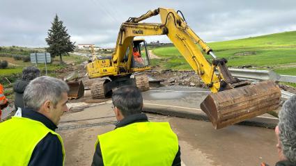 La Diputación de Badajoz acomete una inversión inicial de 200.000 € para reparar las vías provinciales dañadas por el temporal