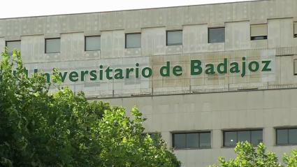 Dos hombres resultan heridos en Badajoz al caerles encima un andamio