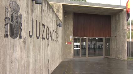 En libertad provisional a los tres detenidos por tratar de quemar una vivienda en Plasencia