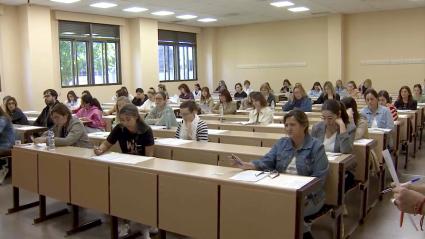 Comienzan sin incidencias las oposiciones para las 279 plazas de Secundaria y sectores singulares de FP en Extremadura