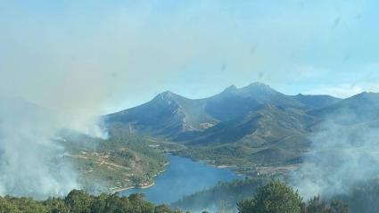 Incendio en Cañamero