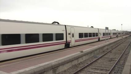 Extremadura destina 7 millones al contrato de servicio público con Renfe para el transporte de media distancia
