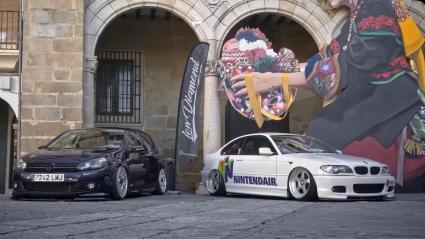 Coches modificados en la plaza de Plasencia