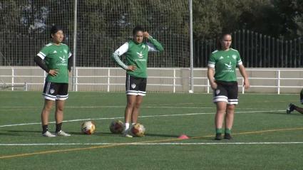 Entrenamiento del C.P.Cacereño femenino