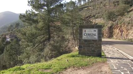 Entrada a Cerezal, en Las Hurdes