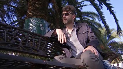 El ilustrador Fermín Solís debuta en la música en solitario como Martín Mostaza, su alter ego