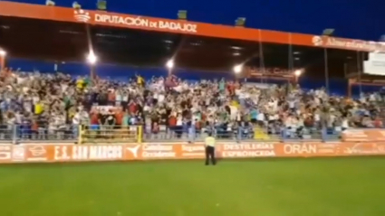 La afición del Extremadura en un partido en el Francisco de la Hera