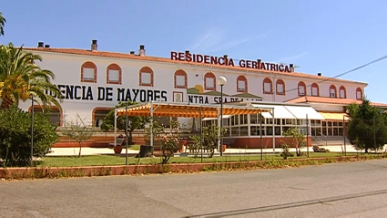 Las residencias privadas de Extremadura prohíben de nuevo las visitas de los familiares por seguridad