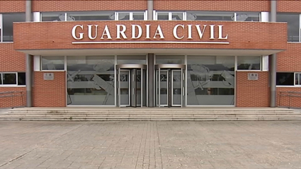 Fachada de la comandacia de la Guardia Civil de Cáceres, que ha participado en la investigación