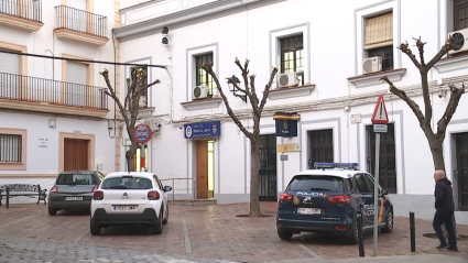 Exteriores de la comisaría de la Policía Nacional de Almendralejo