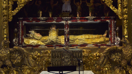 La misteriosa Virgen durmiente de Plasencia MUÉVETE