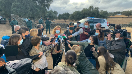 La Delegada del Gobierno en Extremadura, Yolanda García Seco, atiende a los medios.