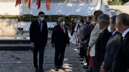Sánchez y Costa en la cumbre hispanolusa de A Guarda