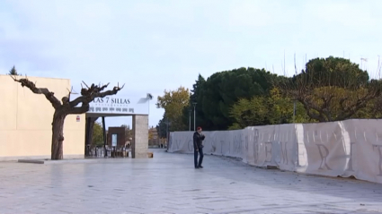 Las inmediaciones del Teatro Romano de Méridas vacías de turistas en pleno puente de diciembre