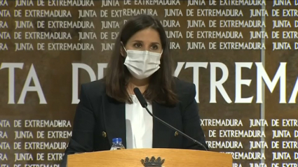 Comparecencia de la portavoz de la Junta de Extremadura, Isabel Gil Rosiña