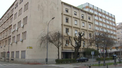 Fachada de los juzgados y la Audiencia Provincial de Badajoz.