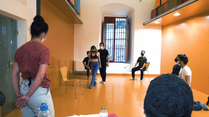 ESAD DIA DEL TEATRO  - MUÉVETE