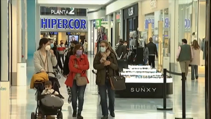 Imagen esta mañana del centro comercial el Faro, en Badajoz