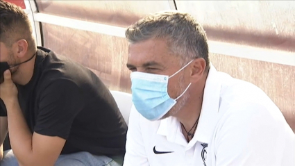 Juan Marrero en el banquillo del Montijo
