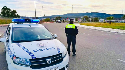 Policías de Plasencia en un control policial