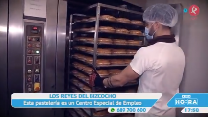 Elaborando bizcochos en Bienvenida