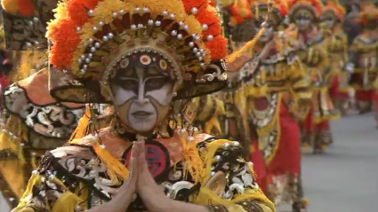 Desfile de comparsas en Badajoz