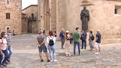Turistas en Cáceres