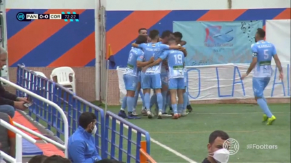 Los jugadores del Coria celebran el gol de Fernando Pino ante el Panadería Pulido