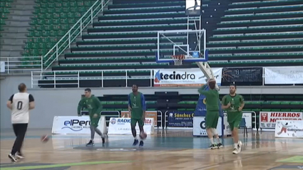 Los jugadores del Cáceres Patrimonio durante un entrenamiento esta temporada