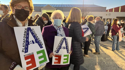 Manifestación en protesta por los planes de ejecución de la futura autovía A-81