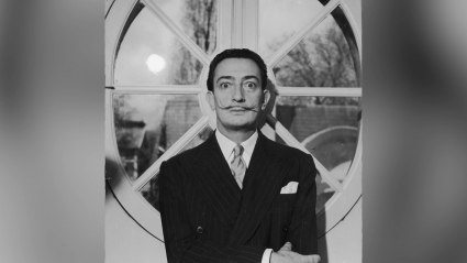 DALI EN EL MUBA  -  MUÉVETE