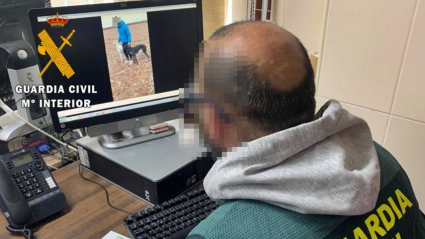 Investigadores de la Guardia Civil trabajando en el caso