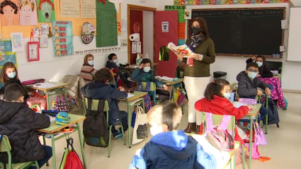 Maestra en el colegio Trajano de Mérida