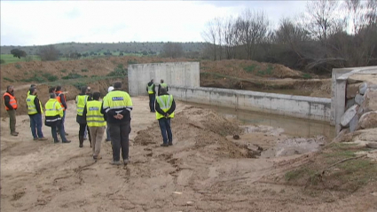 Obras regadío Monterrubio de la Serena