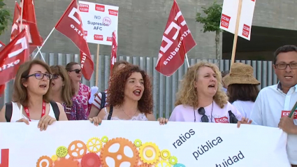 Protesta de docentes de Comisiones Obreras