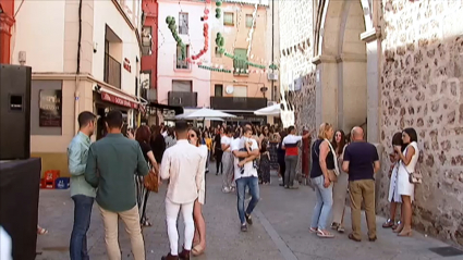 Tradicionales 'cañas' de la Feria de Plasencia