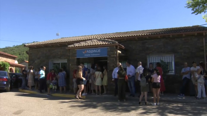 Fachada del nuevo centro que ASPACE tiene en La Muela, alquería de Pinofranqueado.