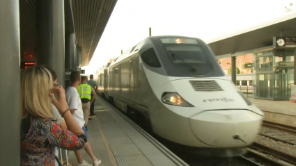 Retraso de ocho minutos en el tren