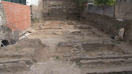 Localizan una cloaca, una panadería y una calle porticada de Curiga