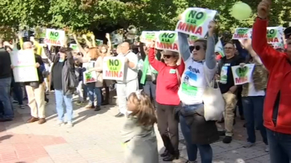 Protesta contra la mina