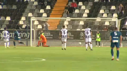 Gol del Córdoba en el Nuevo Vivero