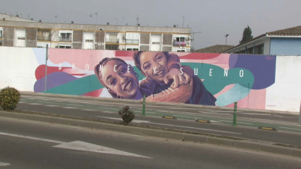 Mural 'Bronce y Sueño' realizado por el artista Sojo