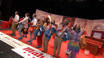 Murga Los Chungos en la final del Concurso de Murgas de Badajoz 2023.