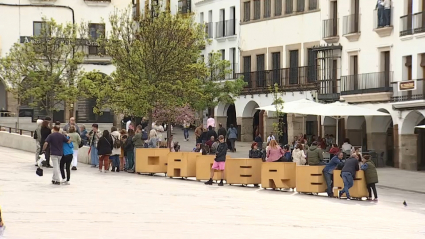 Turistas en Cáceres