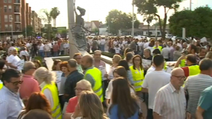 Manifestación a favor de la fusión Don Benito-Villanueva