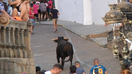 Guadalupe, Festejo Popular, Toros en el Monasterio, Tierra de Toros, Canal Extremadura