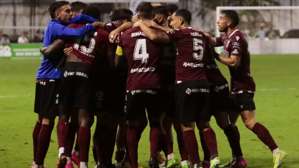 Celebración gol Mérida